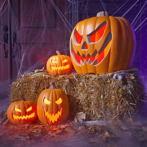 Calabazas de Halloween iluminadas