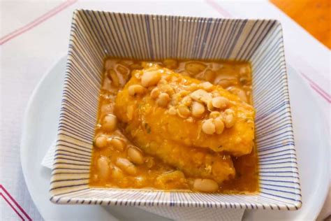 Plato de verdinas con bacalao
