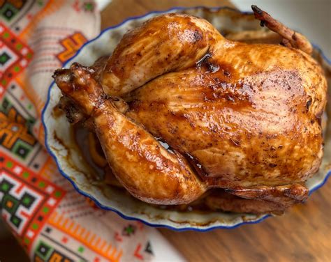 Pollo asado entero con cerveza