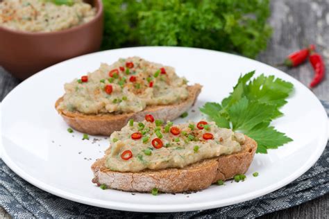 Paté de atún vegano con alubias