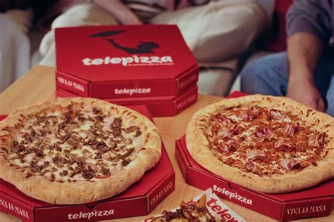 Variedad de pizzas familiares de Telepizza