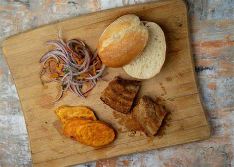 Ingredientes del pan con chicharrón