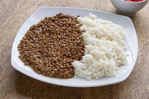 Plato de lentejas con arroz