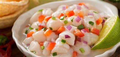 Ceviche de merluza listo para emplatar