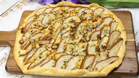 Peras al hojaldre con nueces