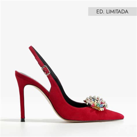 Diseños de zapatos destalonados para fiesta.