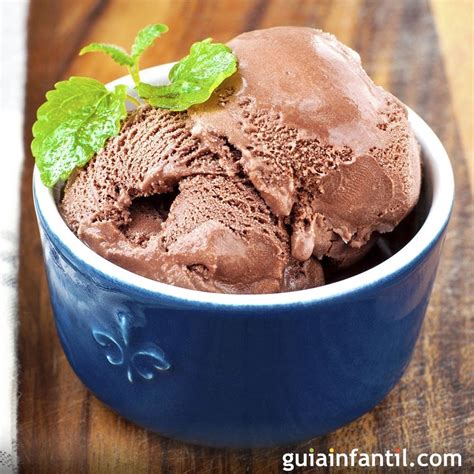Helado de chocolate cremoso