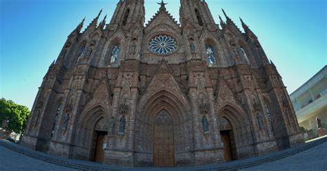 Arquitectura neogótica de la Abadía de Jábaga