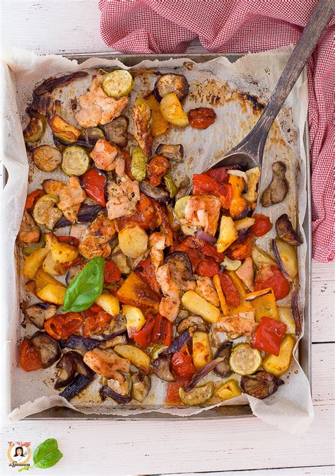 Pollo al forno con verdure miste