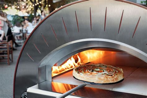 Horno de cúpula exterior para pizzas y pan