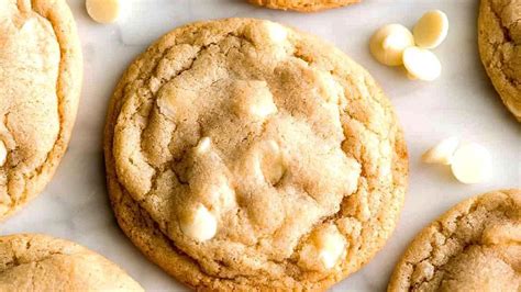 Galletas de chocolate blanco y coco listas para disfrutar
