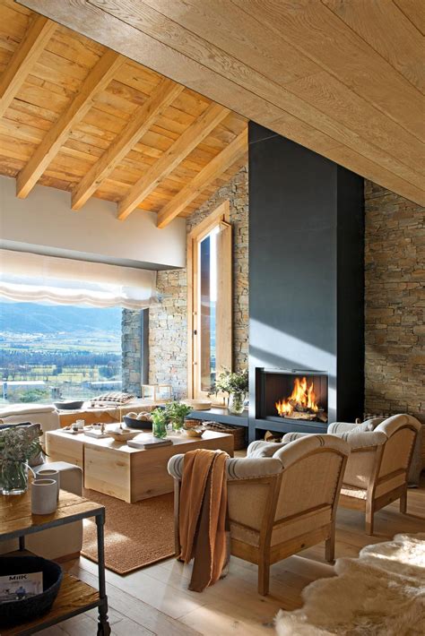 Salón con chimenea del Hotel Casa Arcas