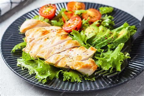 Ejemplo de ensalada con pechuga de pollo