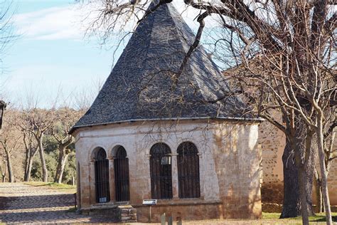 Manantial en la ermita de San Medardo
