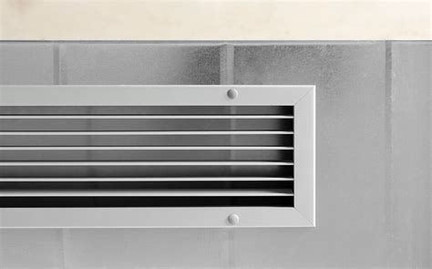 Herramientas para desmontar rejillas de ventilación de coche
