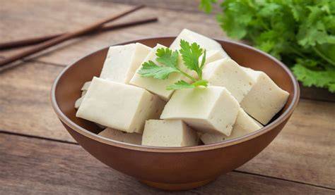 Imagen de diversos tipos de tofu y seitán