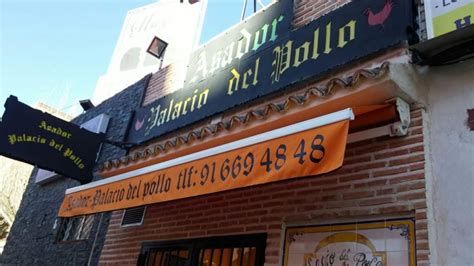 Fachada de Palacio del Pollo en Coslada