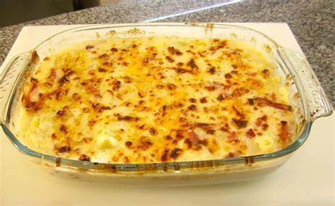 Coliflor gratinada con nata y bacon