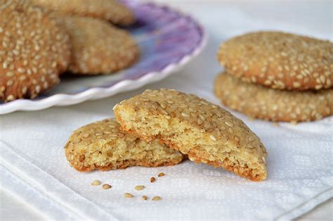 Dulces romanos de miel y sésamo