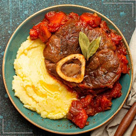 Plato de Osso Buco servido con polenta