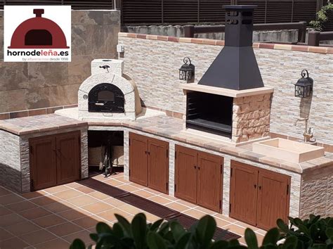 Diseño de horno moruno integrado con barbacoa