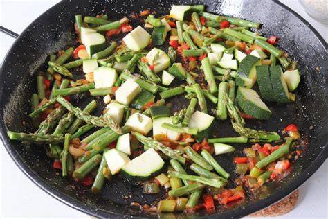 Sofrito de verduras para la paella