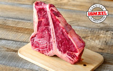 Corte de carne Angus de alta calidad preparado en parrilla