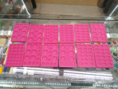 Variedad de moldes de silicona para diferentes usos