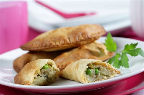 Empanadillas veganas recién horneadas