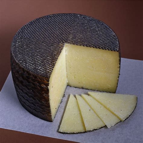 Detalle de la textura de un queso curado
