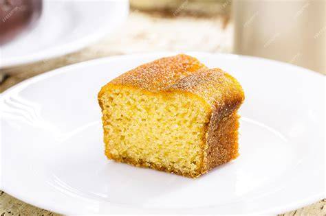 Fatia de bolo de espelta com café