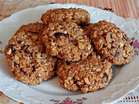 Ingredientes para galletas de avena y almendras
