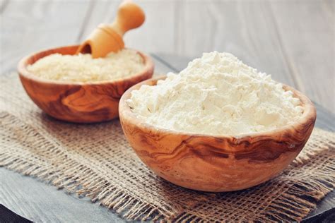 Harina de arroz y otros ingredientes secos