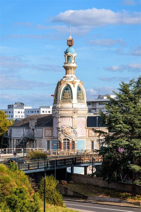 El Lugar Único (antigua fábrica LU) en Nantes