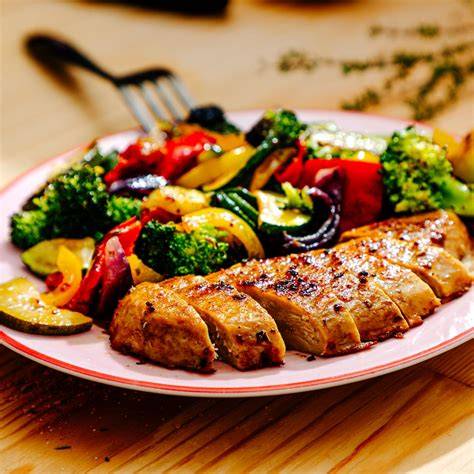 ingredientes para pechuga de pollo con verduras al horno