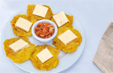 Patacones de maduro con queso