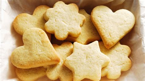 Galletas de mantequilla cortadas con formas