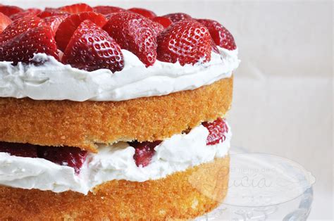 Tarta de fresas y crema vista desde arriba