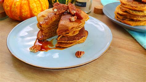 Panqueques de calabaza con sirope de arce