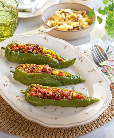 Selección de pimientos verdes para rellenar