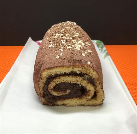 Bizcocho de chocolate enrollado