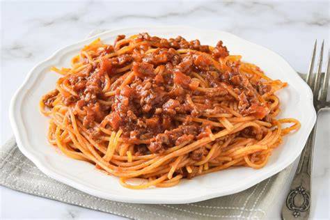 Plato de espaguetis a la boloñesa