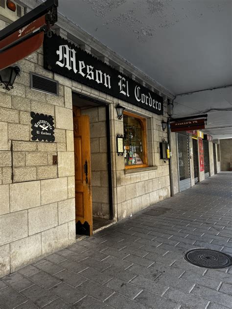 Fachada del mesón El Cid en Aranda de Duero
