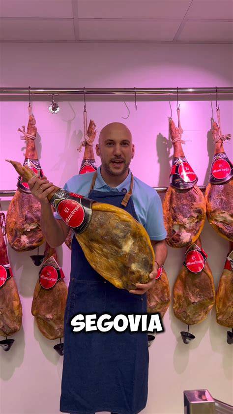 Variedad de jamones ibéricos en Queso y Jamón Boutique Ronda