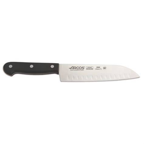 Detalle del mango del cuchillo Arcos Universal