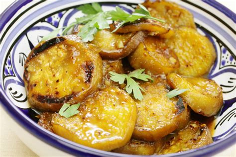 Plato de berenjenas rebozadas con miel