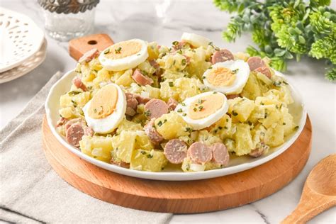 Ingredientes principales para la ensalada alemana de patatas
