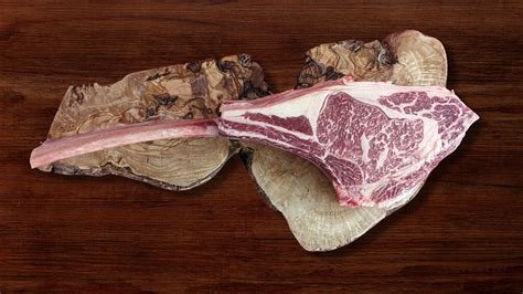 Fachada de De Carne Y Hueso con su nombre