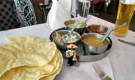 Papadum con salsas