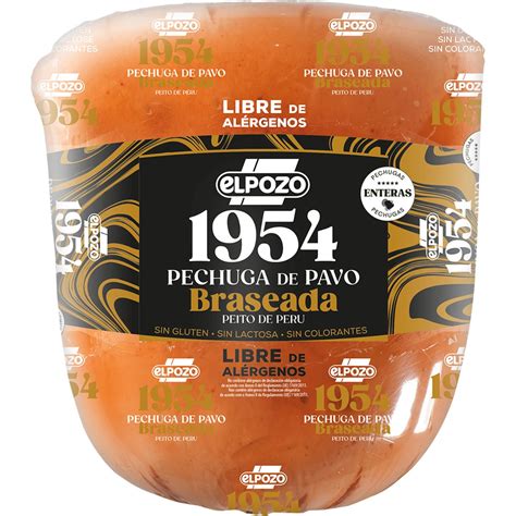 Pechuga de pavo braseada casera recién cortada